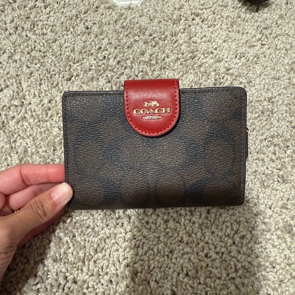 Coach Handbags - Coach Wallet medium corner zip